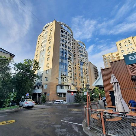 Жк Жастар Атамекен Центр Города, Отличная Локация Almatý Exterior foto